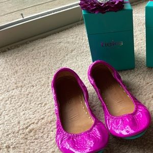 Ultraviolet Tieks size 6